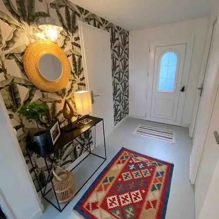 Feriehus Vue Panoramique Pau Piscine Laroin